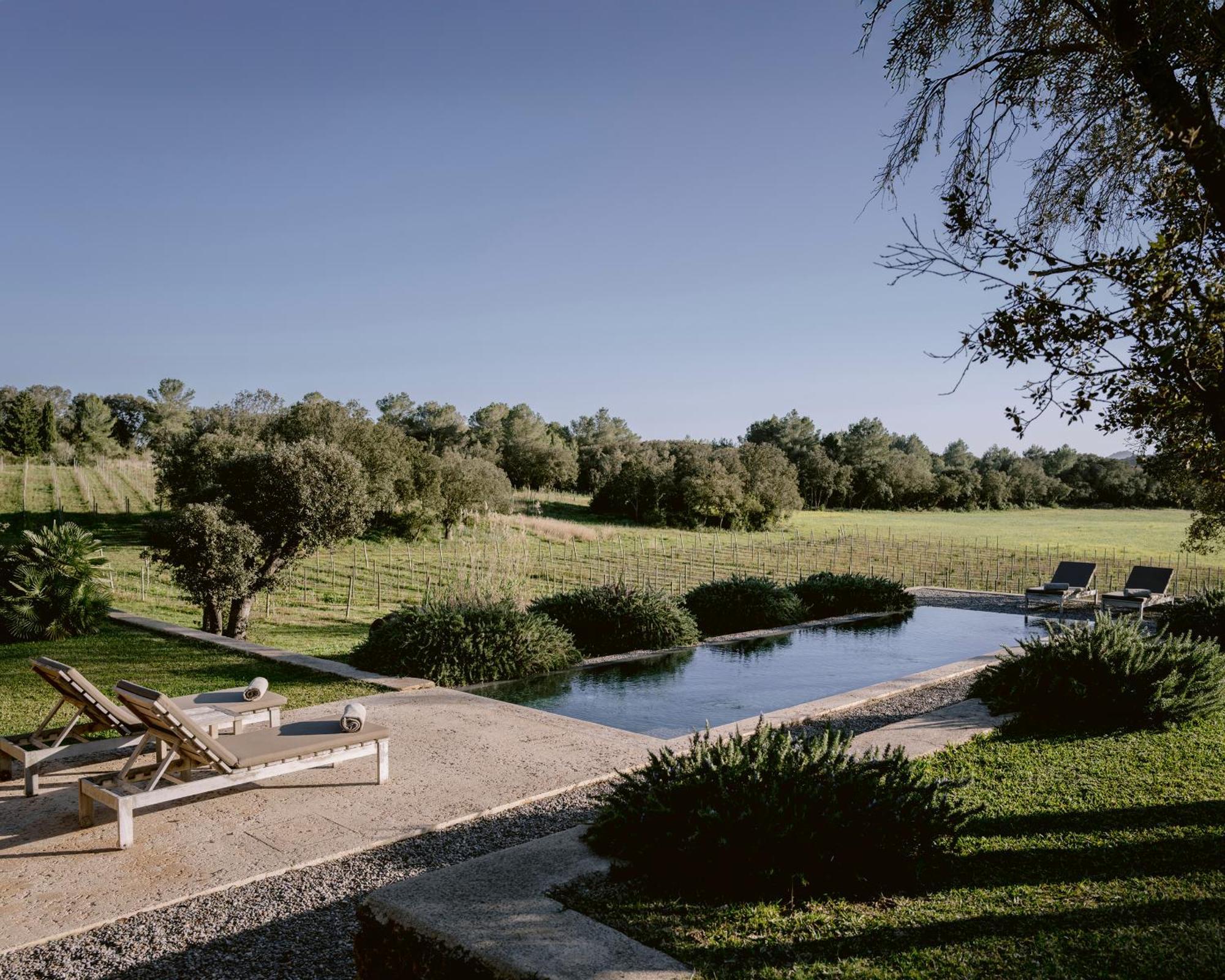 Es Raco D Arta Adults Only Villa Luaran gambar