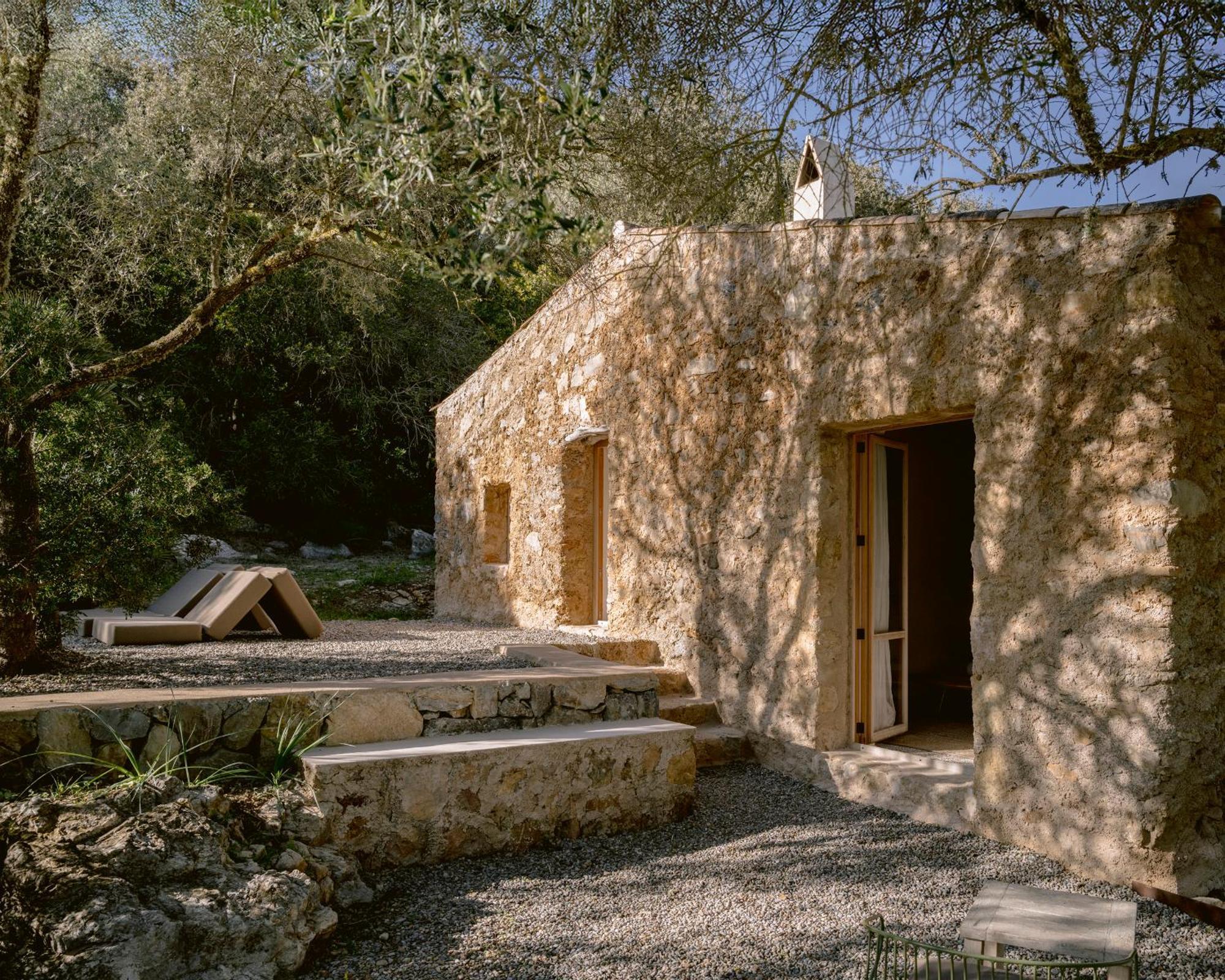 Es Raco D Arta Adults Only Villa Luaran gambar