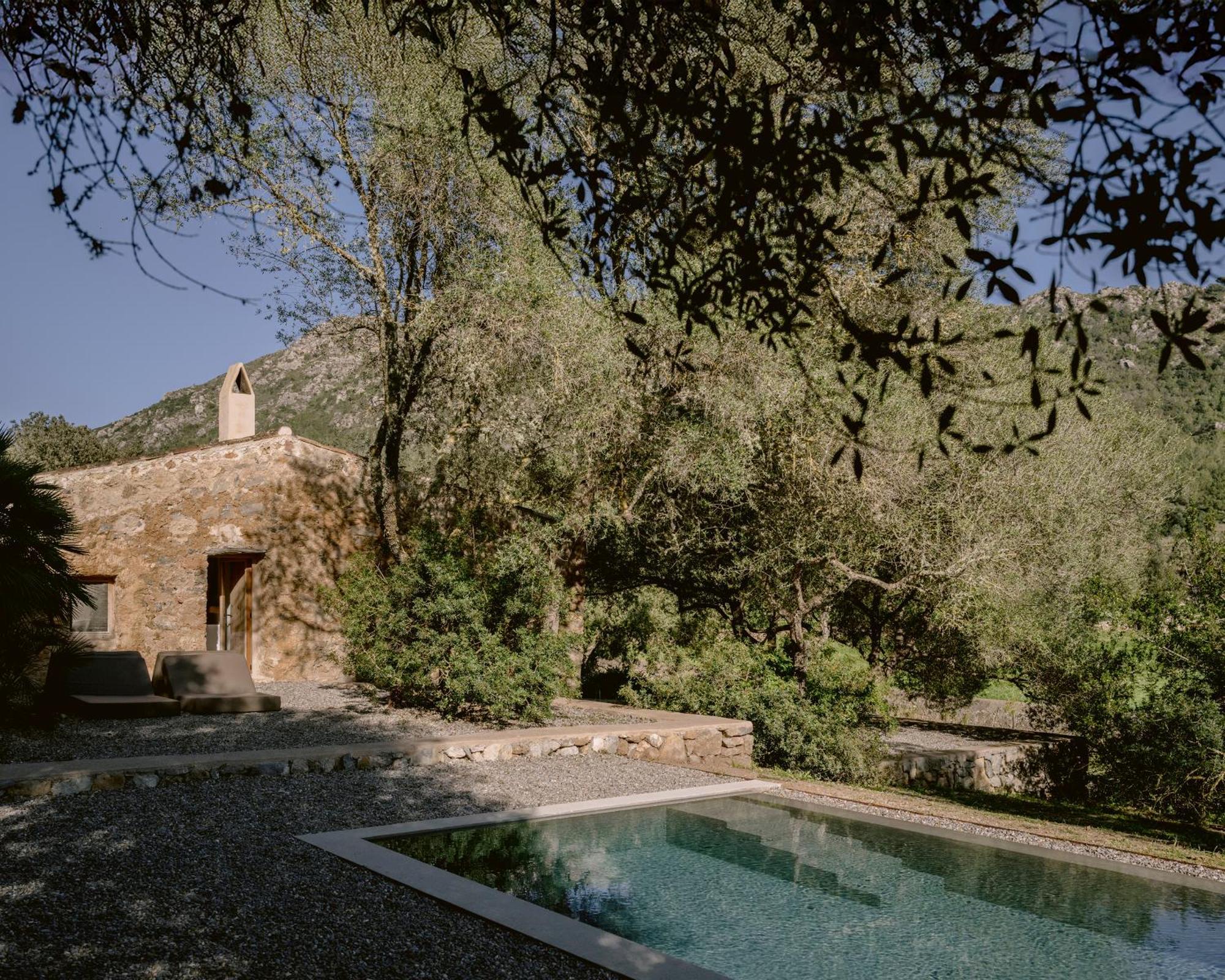 Es Raco D Arta Adults Only Villa Luaran gambar