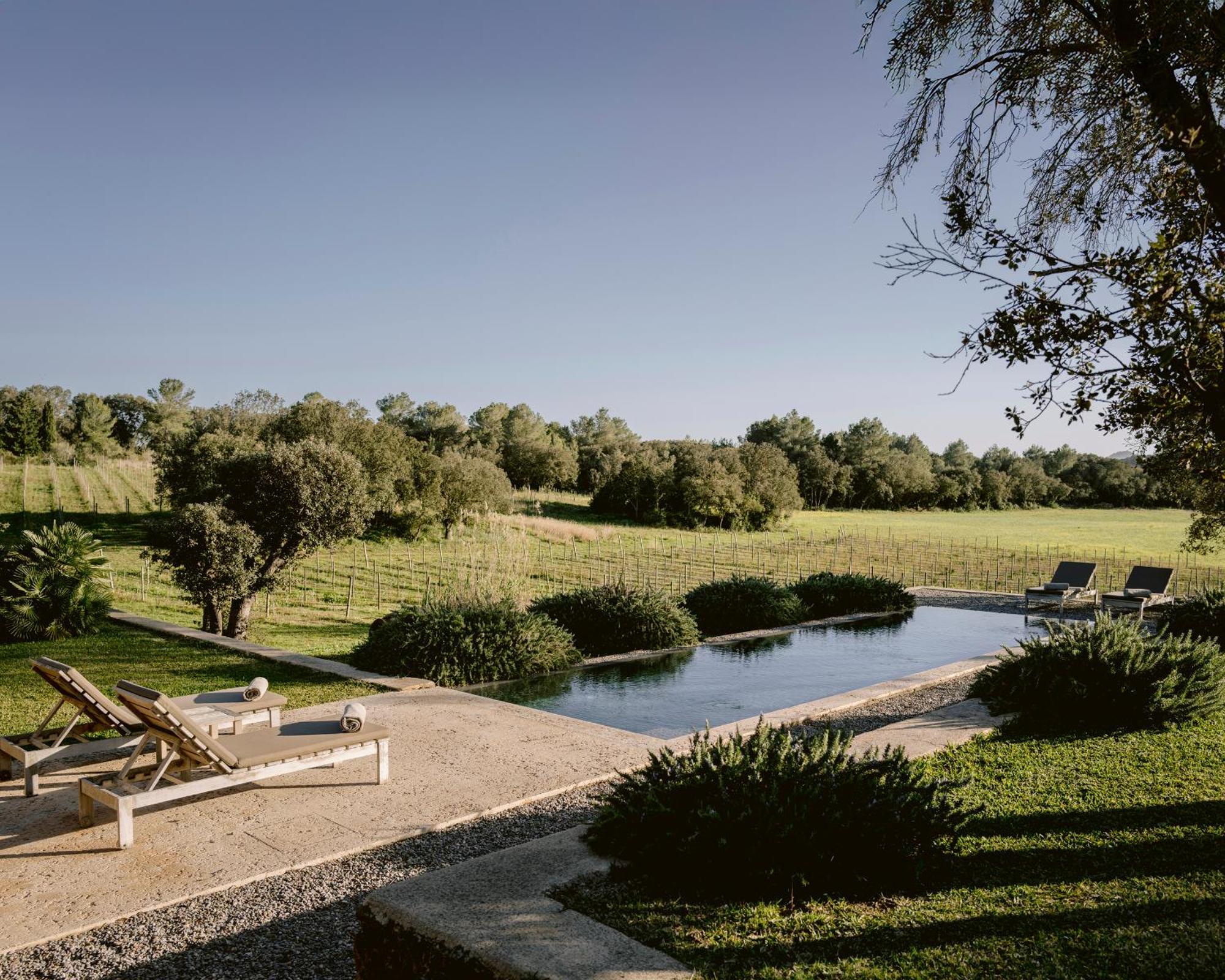 Es Raco D Arta Adults Only Villa Luaran gambar